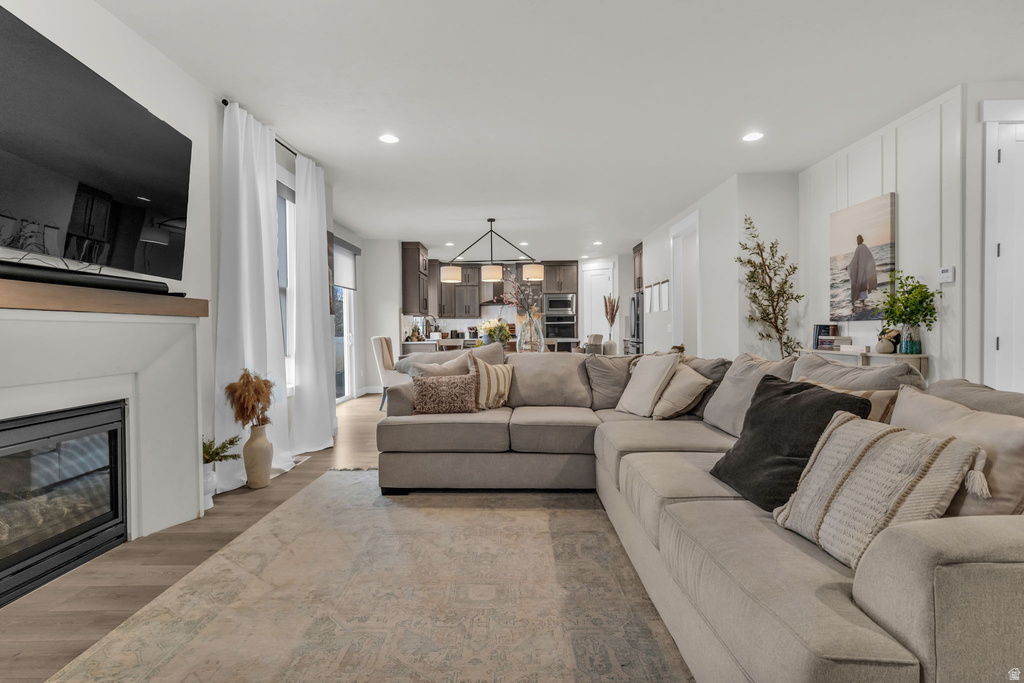 10954 S COASTAL DUNE DR South Jordan, UT 84009