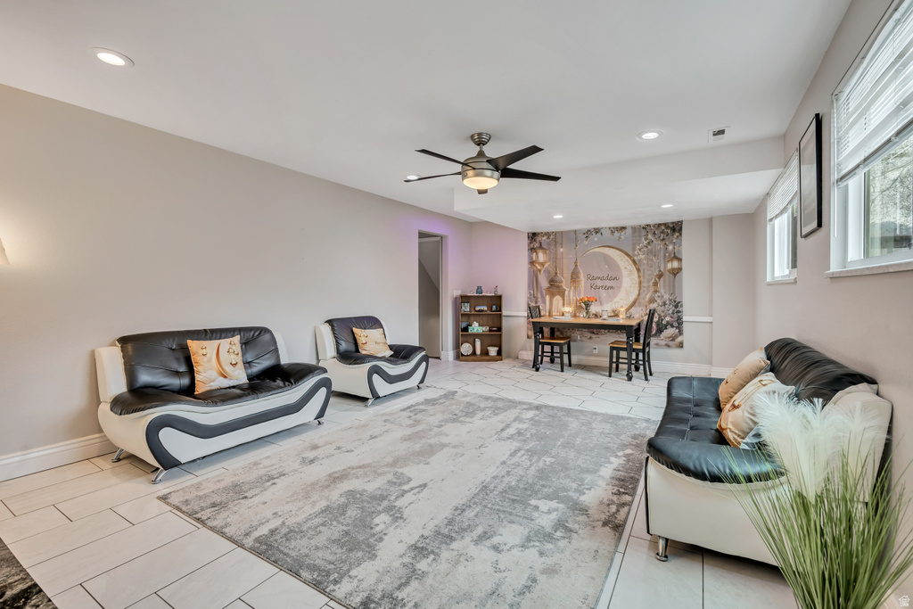 9979 S ALBURY RD Sandy, UT 84092