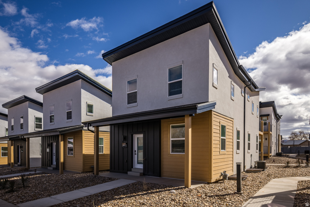 2910 E DESERT SOL CT Moab, UT 84532