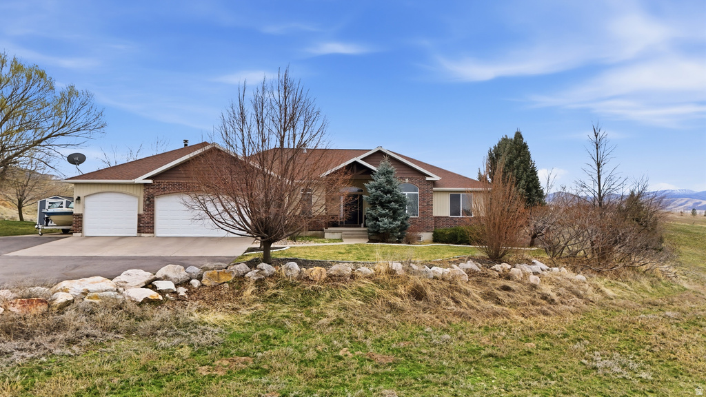 366 E 6600 S Hyrum, UT 84319