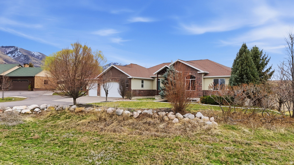 366 E 6600 S Hyrum, UT 84319