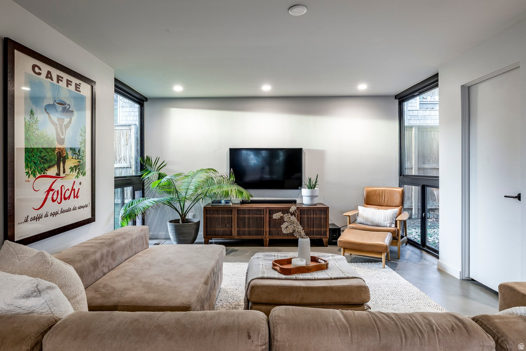 619 N J ST Salt Lake City, UT 84103