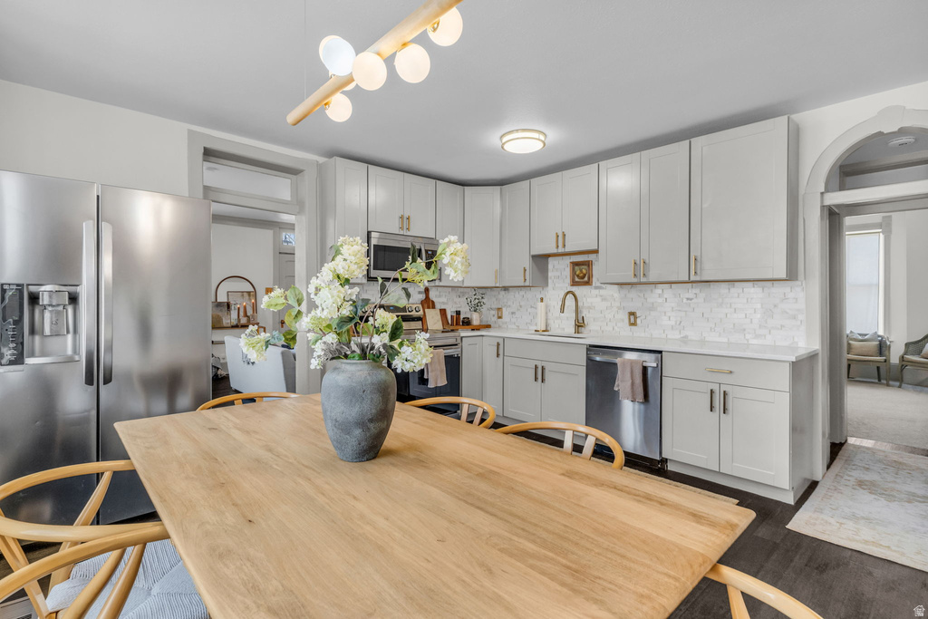 595 E 900 N Lehi, UT 84043