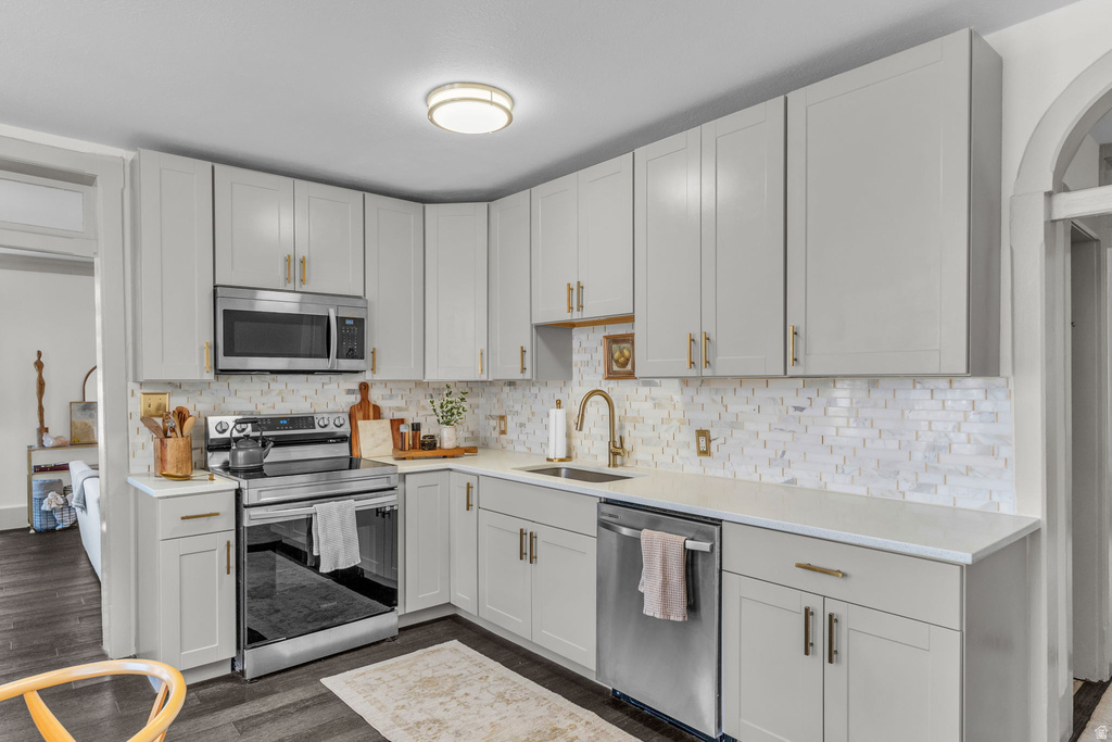 595 E 900 N Lehi, UT 84043