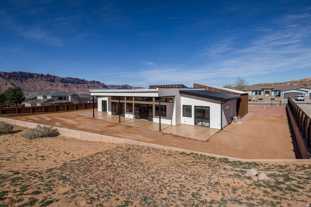 2235 SALIDA DEL SOL Moab, UT 84532