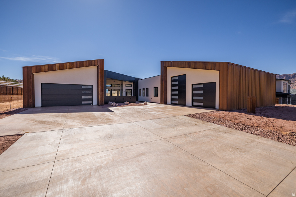 2235 SALIDA DEL SOL Moab, UT 84532