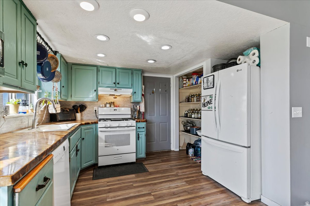 5035 S 6150 W Hooper, UT 84315