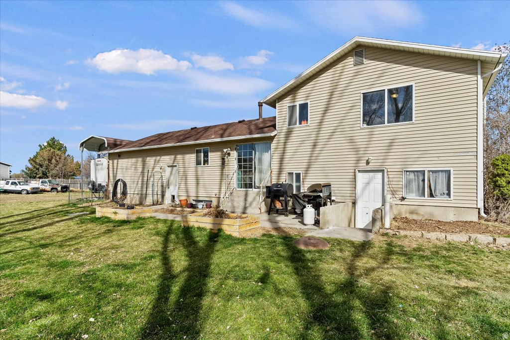 5035 S 6150 W Hooper, UT 84315