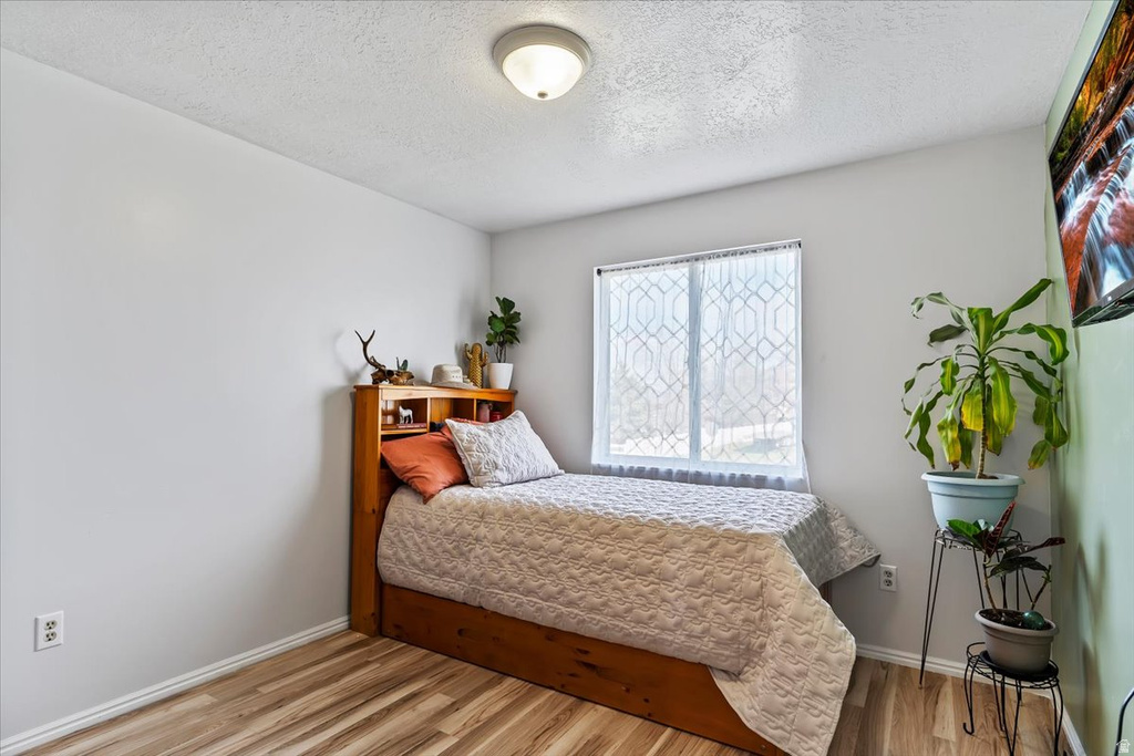 5035 S 6150 W Hooper, UT 84315