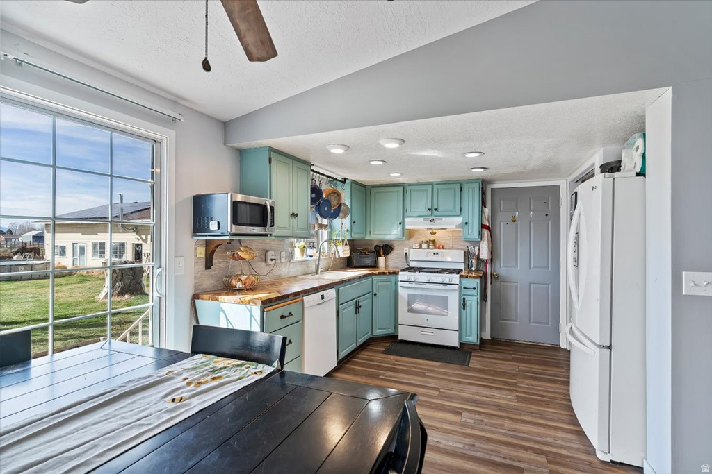 5035 S 6150 W Hooper, UT 84315