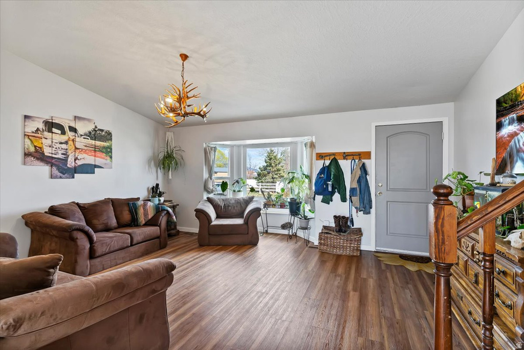 5035 S 6150 W Hooper, UT 84315