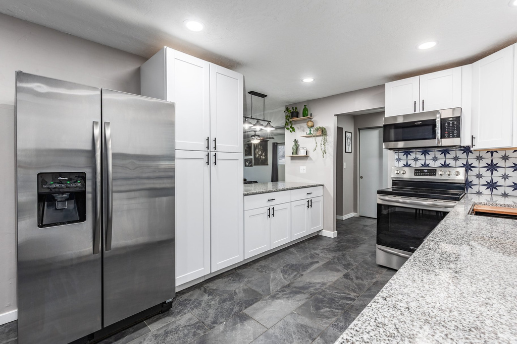 4046 S 4275 W West Valley City, UT 84120