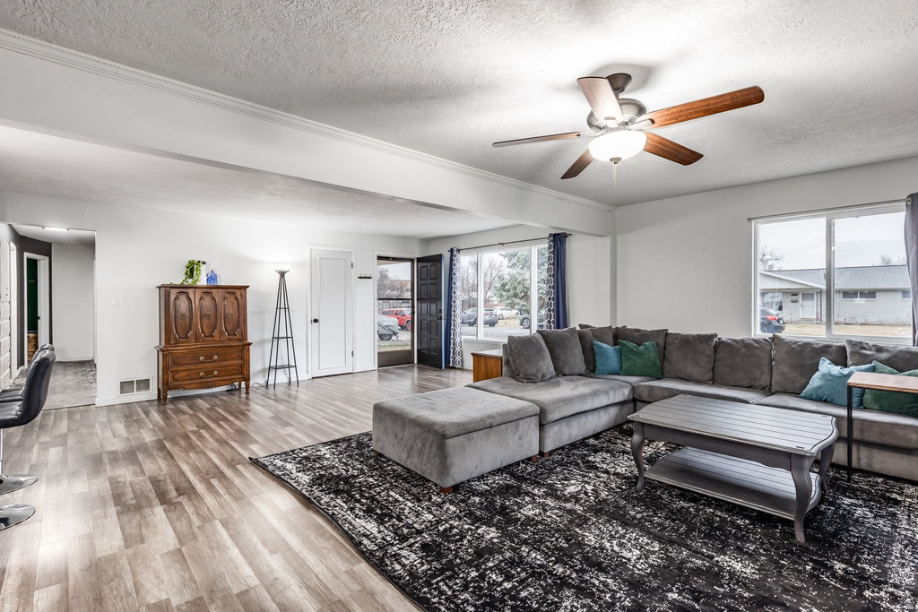 4046 S 4275 W West Valley City, UT 84120