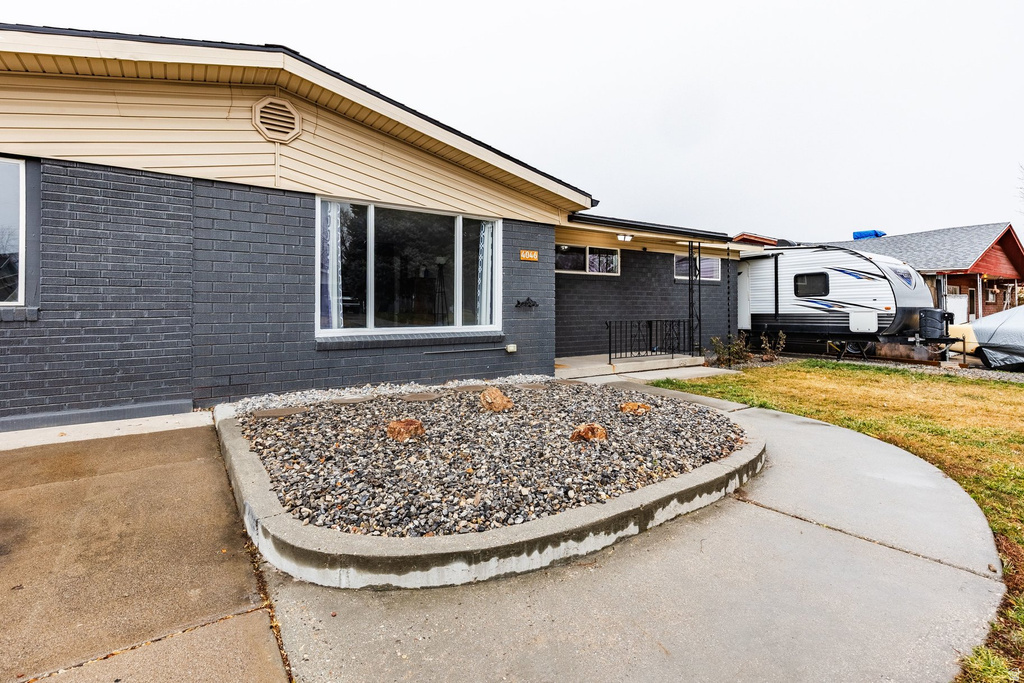 4046 S 4275 W West Valley City, UT 84120