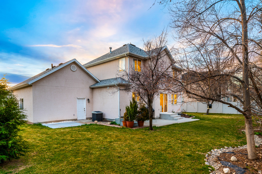 9525 S CARRIAGE CHASE LN Sandy, UT 84092