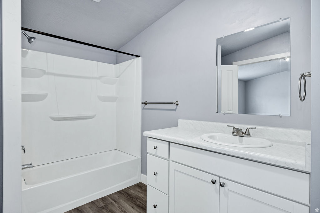 273 N 100 E Richmond, UT 84333