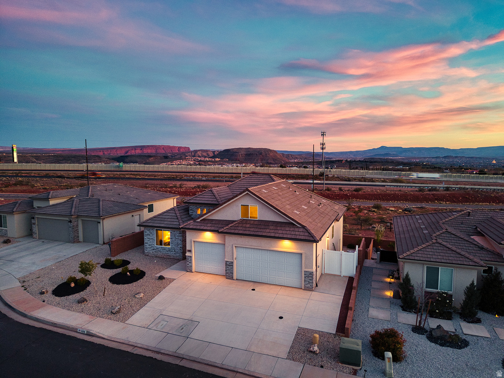 498 E TODD PL photo 2