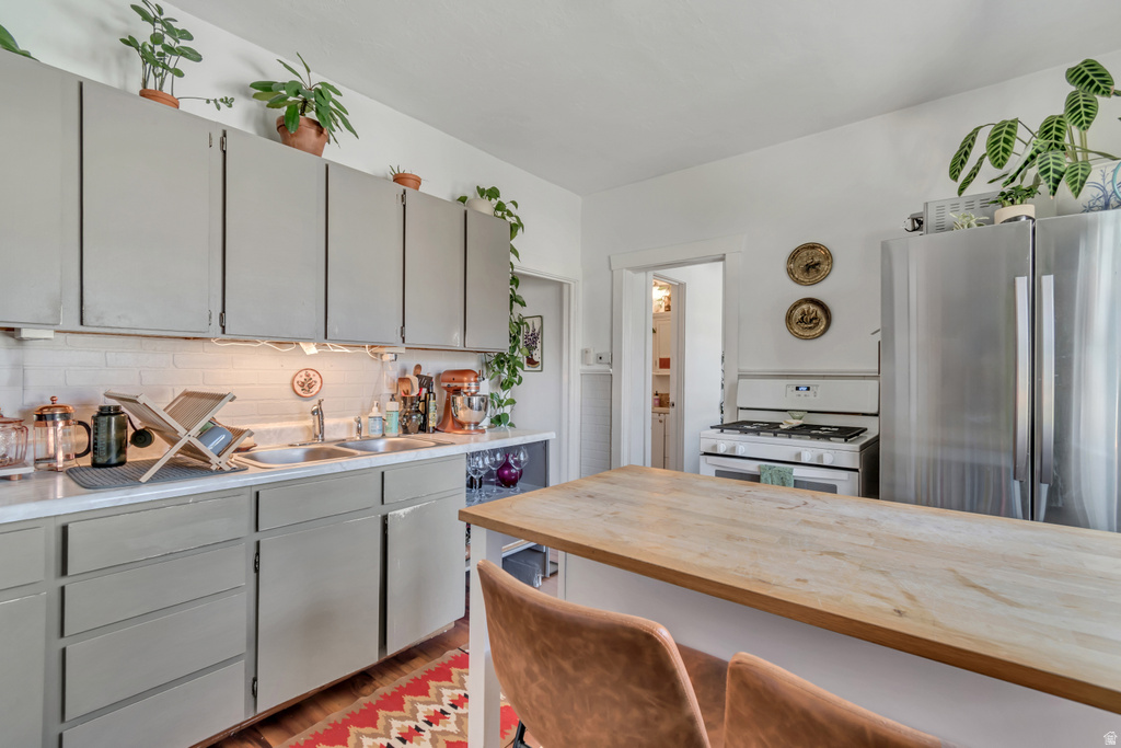 723 YALE AVE Salt Lake City, UT 84105