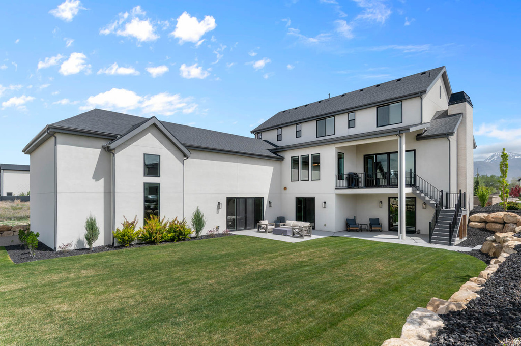 995 N TITAN DR Lehi, UT 84043