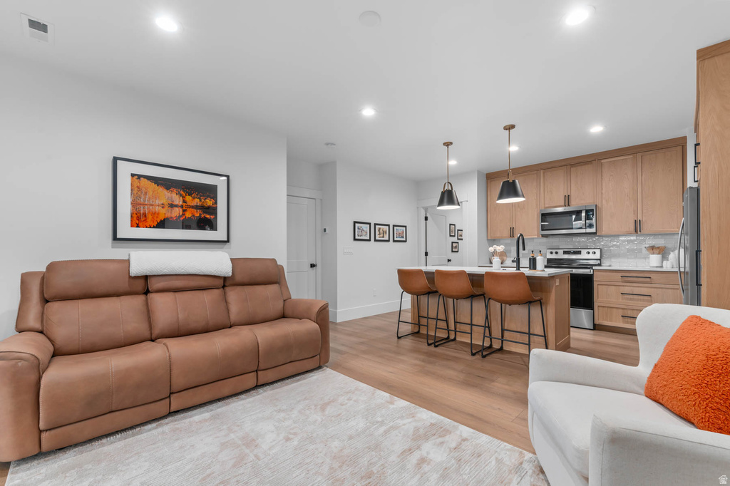 995 N TITAN DR Lehi, UT 84043