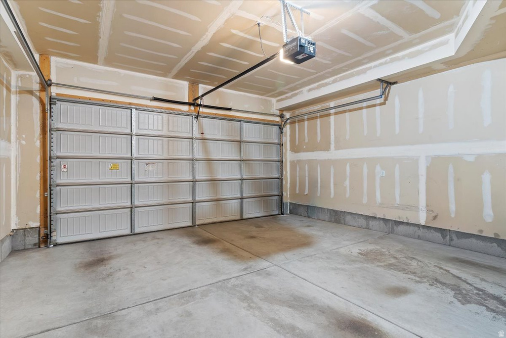 1818 W 5050 S Roy, UT 84067