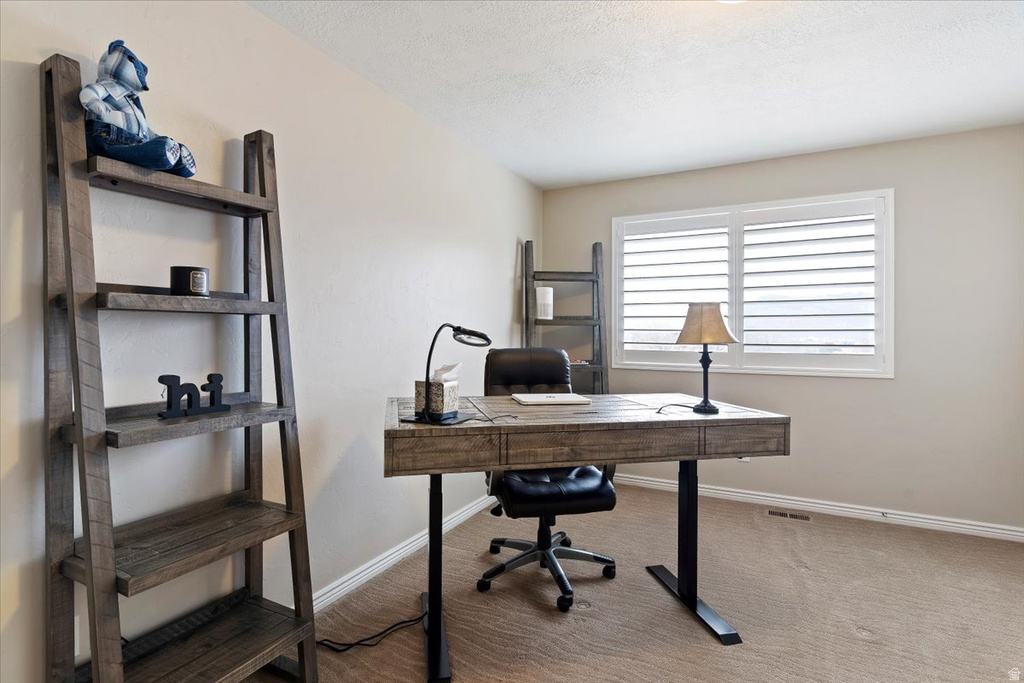 1818 W 5050 S Roy, UT 84067