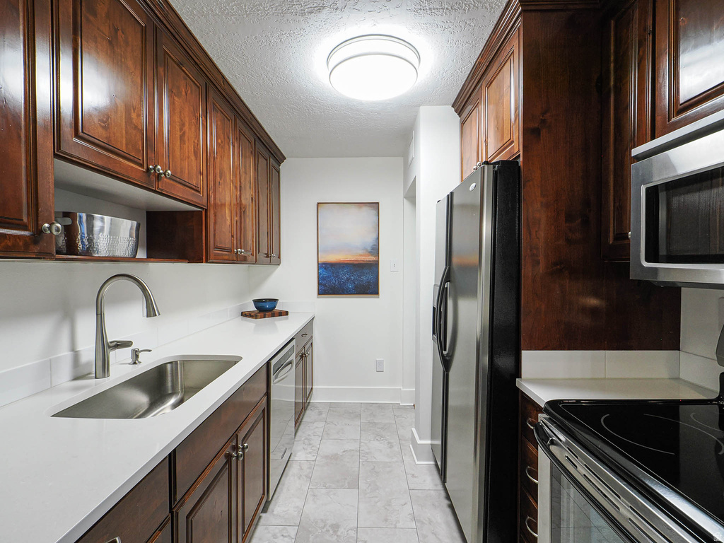 123 E 2ND AVE #414 Salt Lake City, UT 84103