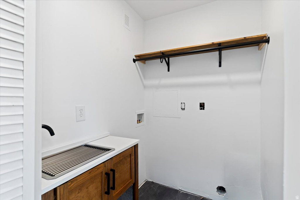 715 W CAHOON ST Ogden, UT 84401