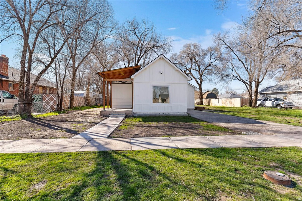 715 W CAHOON ST Ogden, UT 84401