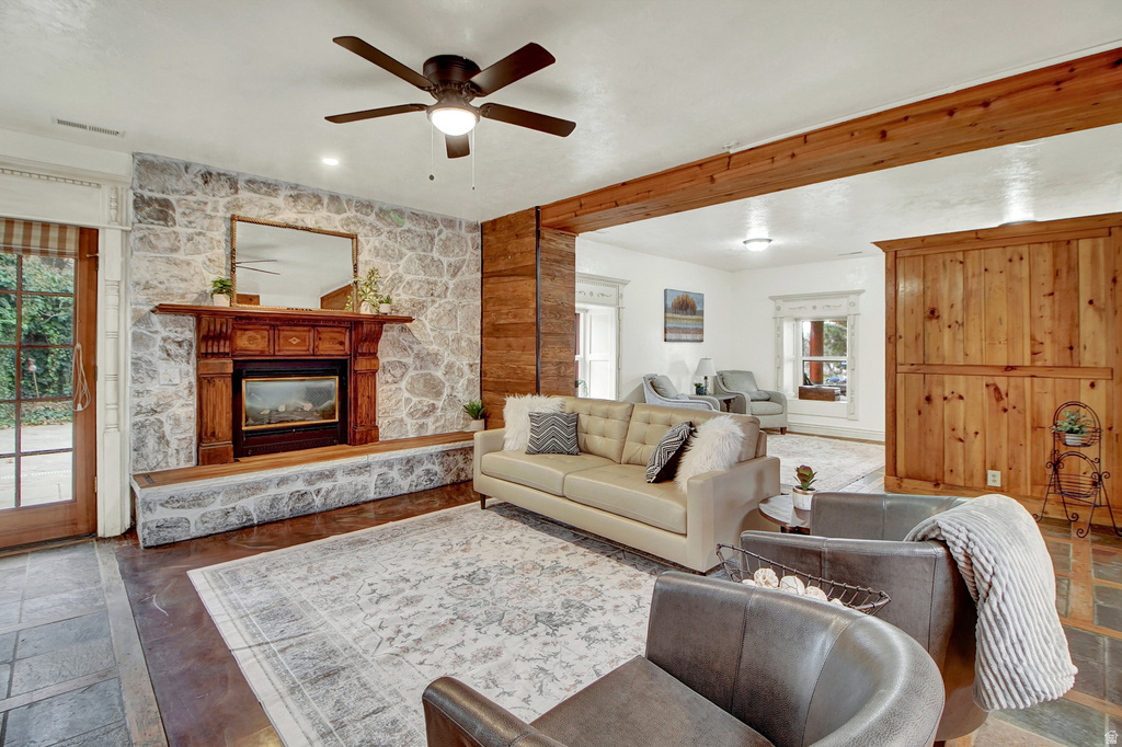 12 N 200 E Farmington, UT 84025