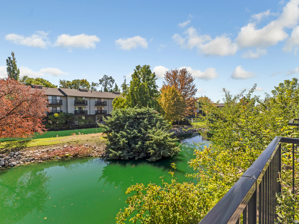 4570 S WOODDUCK LN Millcreek, UT 84117