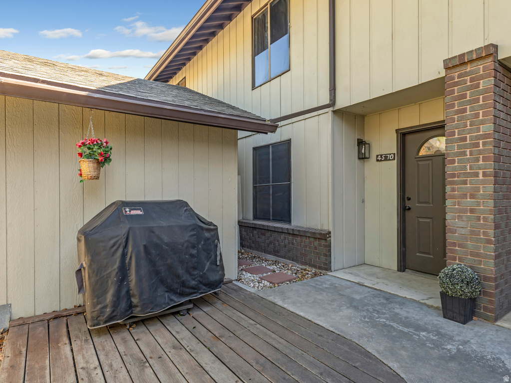 4570 S WOODDUCK LN Millcreek, UT 84117