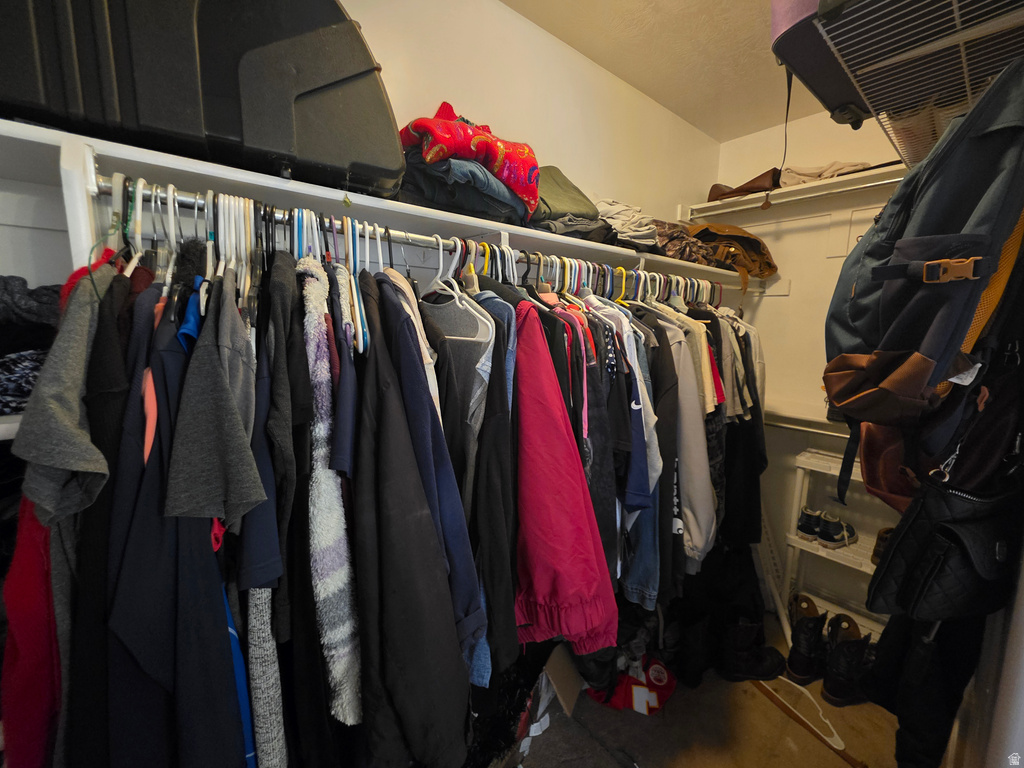 5331 S 4150 W Roy, UT 84067