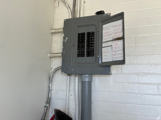 664 E CENTER ST Logan, UT 84321