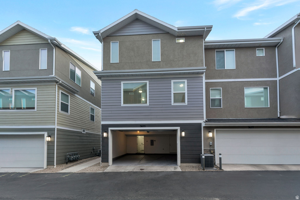 3673 W GOLDEN SKY LN South Jordan, UT 84009