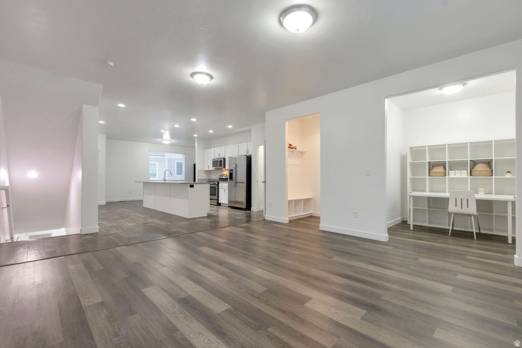 3673 W GOLDEN SKY LN South Jordan, UT 84009