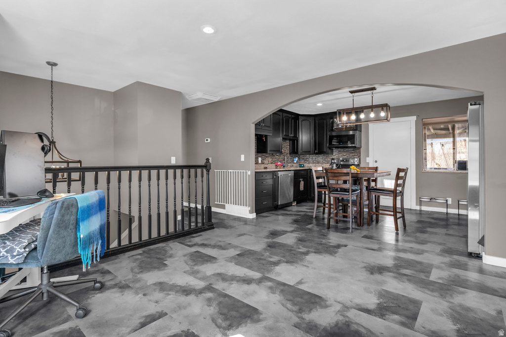 4746 W ROUNDTABLE RD West Valley City, UT 84120