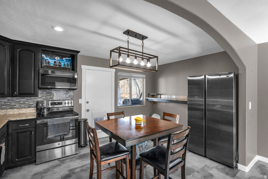 4746 W ROUNDTABLE RD West Valley City, UT 84120