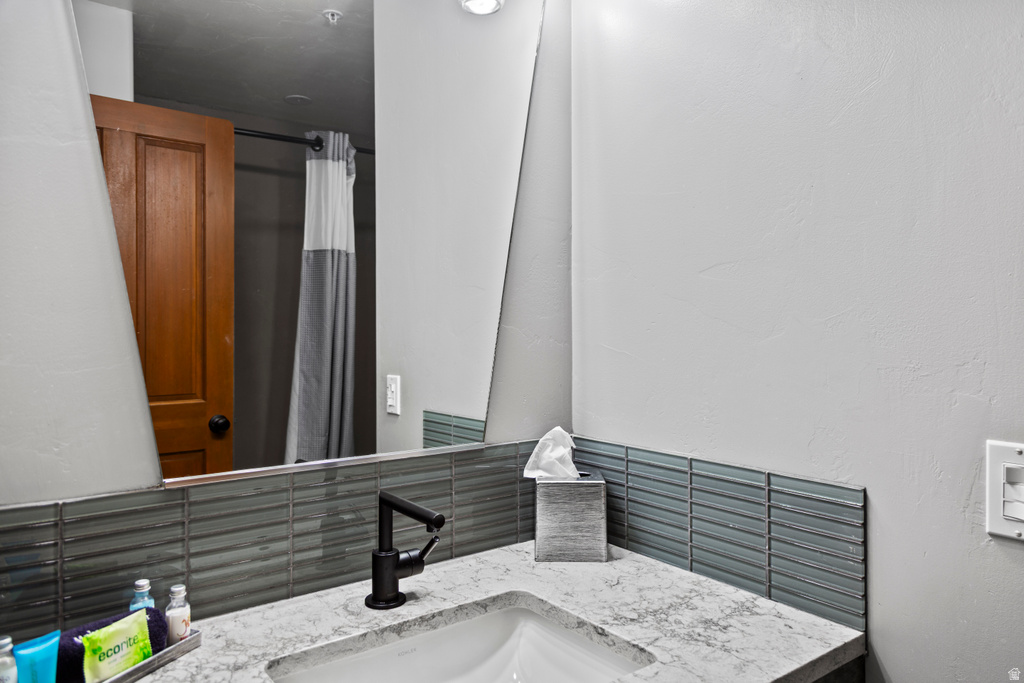 100 W 100 W 200 #212 Moab, UT 84532