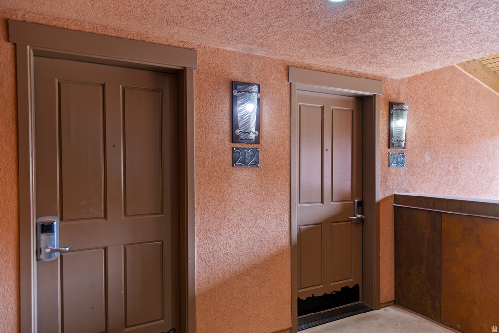 100 W 100 W 200 #212 Moab, UT 84532