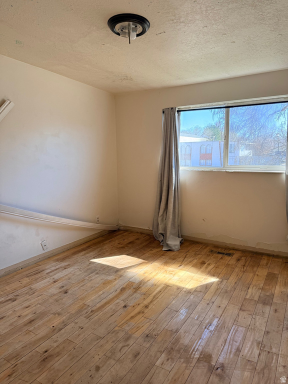 4502 W WINDCREST CIR West Valley City, UT 84120