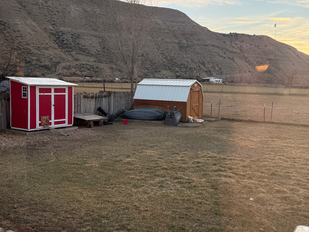 517 S 570 E Duchesne, UT 84021