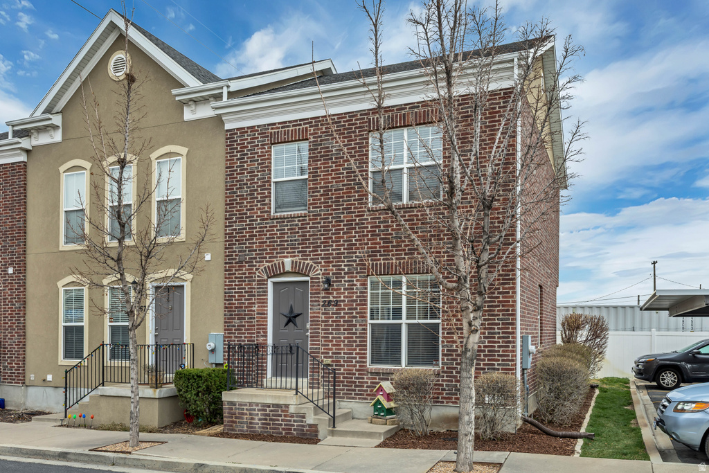 269 W APPLE CROSS WAY Murray, UT 84107