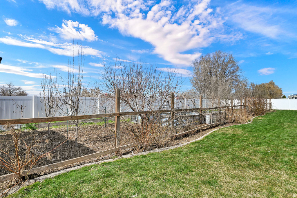 3056 S 1450 W Perry, UT 84302
