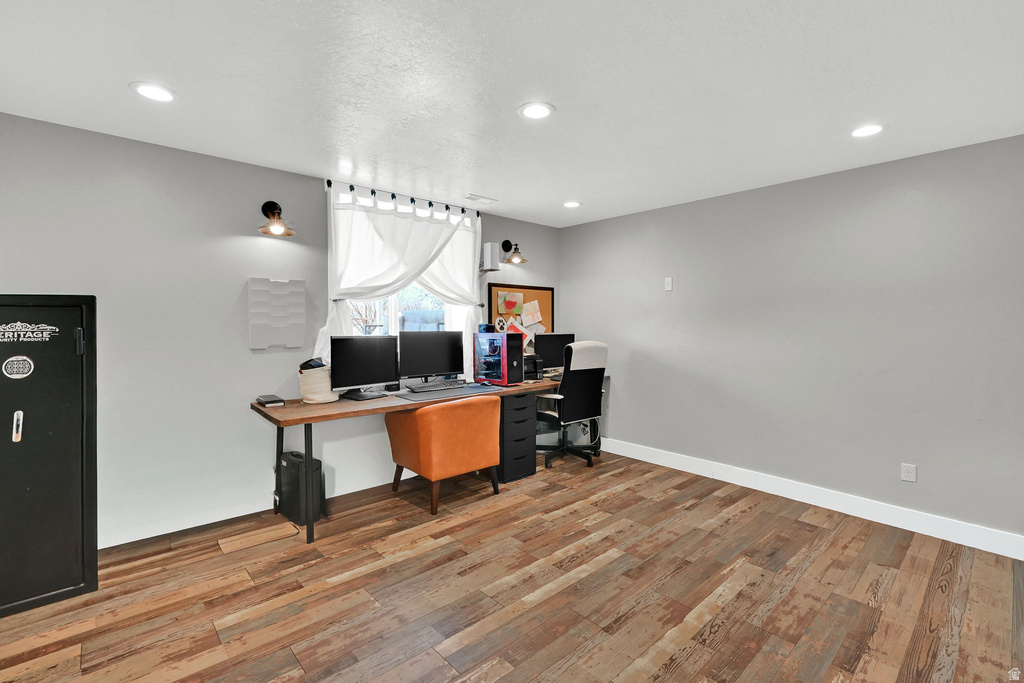 3056 S 1450 W Perry, UT 84302