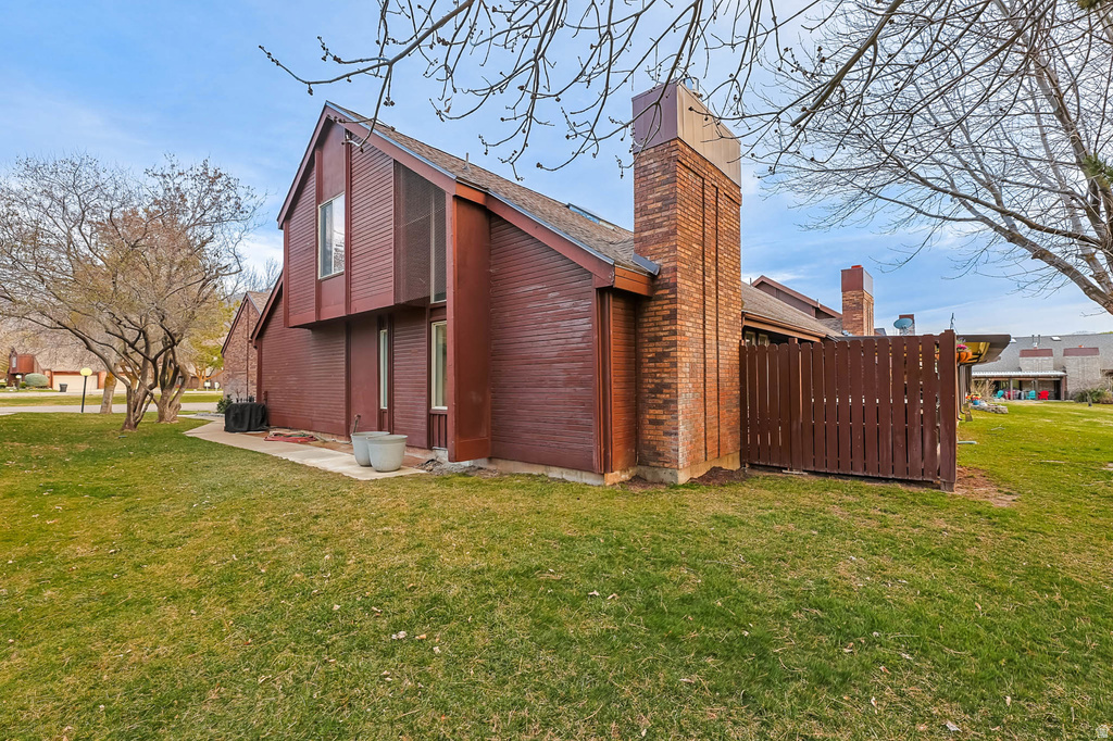 58 WHITE BARN Pleasant View, UT 84414