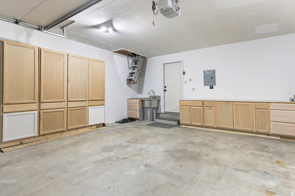 58 WHITE BARN Pleasant View, UT 84414