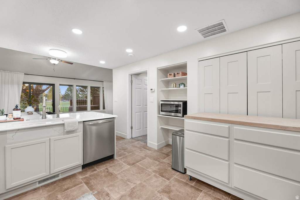 58 WHITE BARN Pleasant View, UT 84414