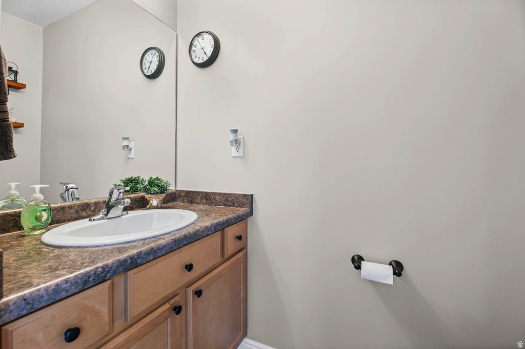 2464 N CHARLESTON AVE Harrisville, UT 84414