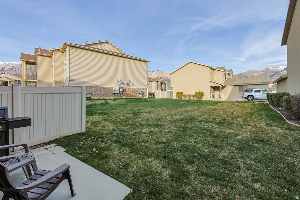2464 N CHARLESTON AVE Harrisville, UT 84414
